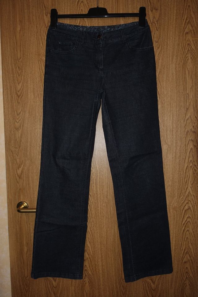 Weiche Stretch Jeans von CECIL Toronto W31/L32 in Obertshausen