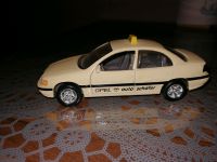 Opel Omega Taxi Modellauto Maßstab 1 :38 Schleswig-Holstein - Trappenkamp Vorschau