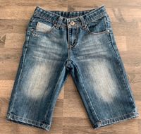 Mädchenkleidung Jeans Shorts kurze Hose Gr. 134 Bayern - Gersthofen Vorschau