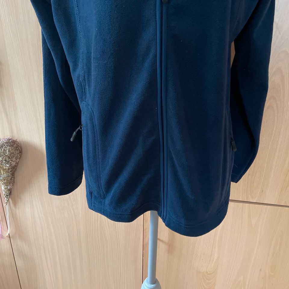 Via Cortesa Fleecejacke Weste Jäckchen Pullover Gr.44 in Tiefenbach Kr Passau