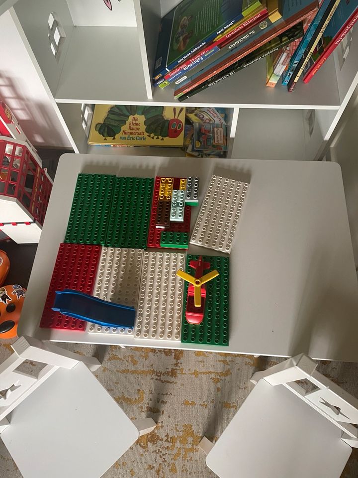 LEGO DUPLO Set Tisch Kindermöbel in Ortenburg