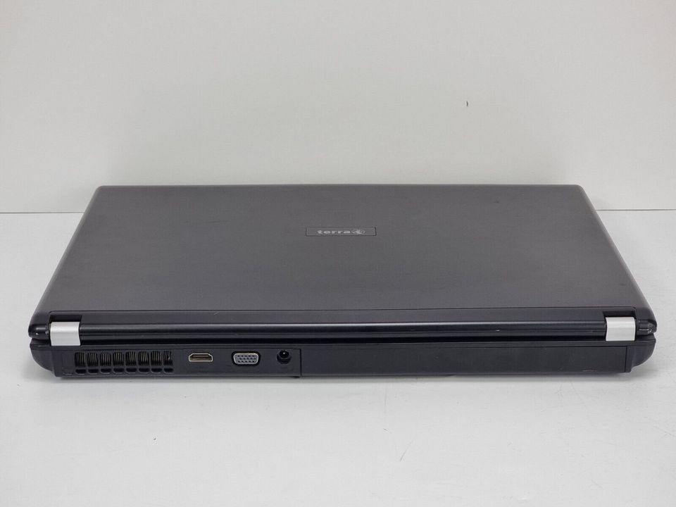 Windows XP 32bit Notebook Terra 1771 C2D T6400 2,00GHz 500GB HDD in Fellbach