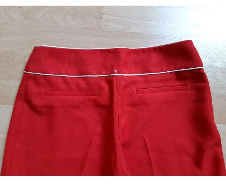 Damenhose Vero Moda rot Gr. 36/32 Neu in Buxtehude