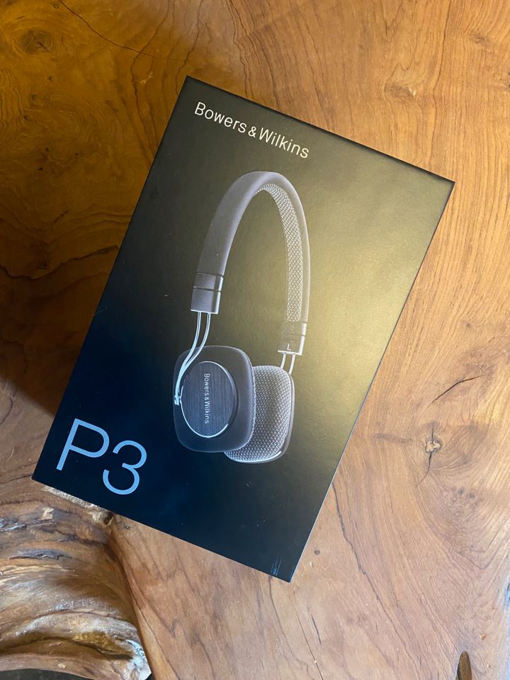 Bowers & Wilkins P3 Kopfhörer mit Originalverpackung in Ditzingen