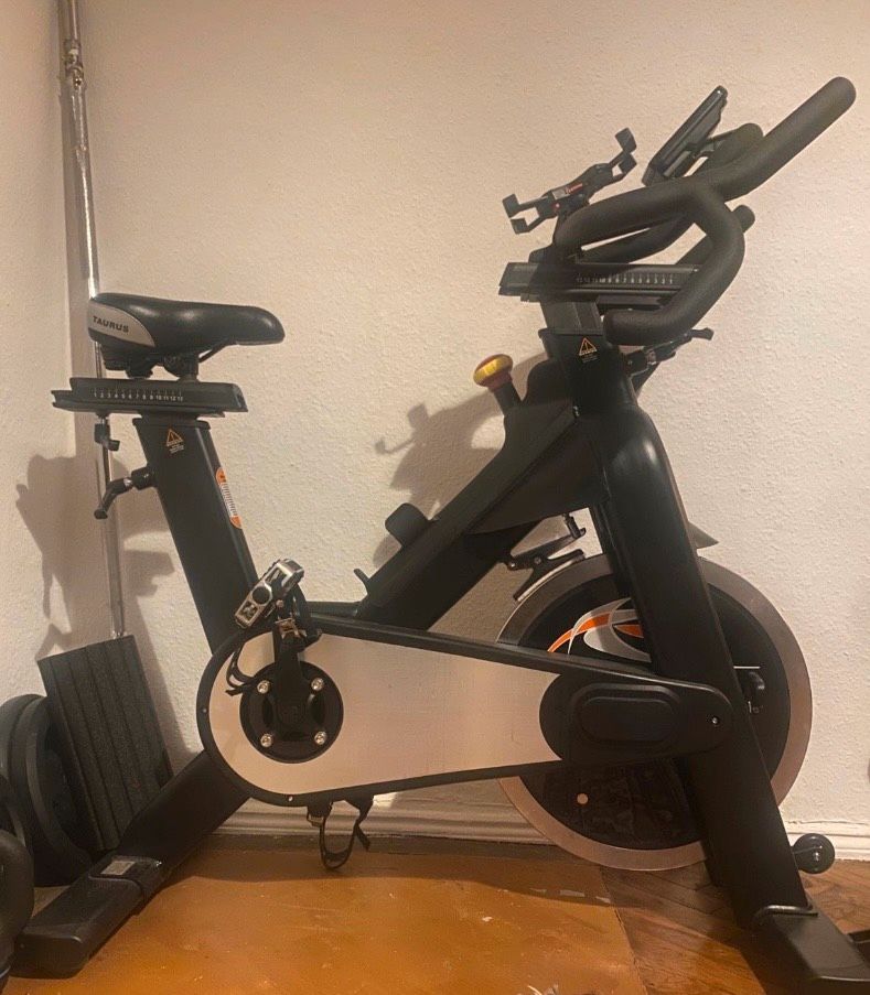 Taurus IC90 Pro // Indoor Cycle / Cycling / Rad in Berlin