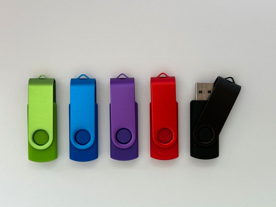 USB-Sticks Z-suit 16Gb 32Gb 64Gb 128Gb in Fuchstal