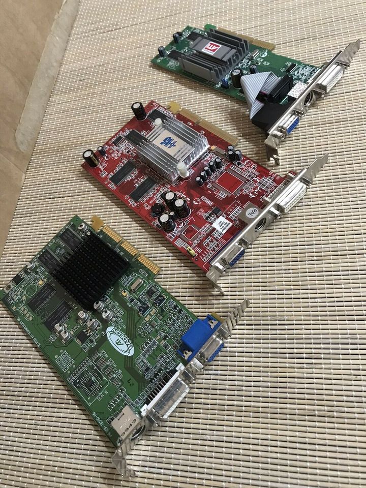 ** PC AGP VGA HIS Grafikkarte ATI Radeon ** in Neuhausen ob Eck