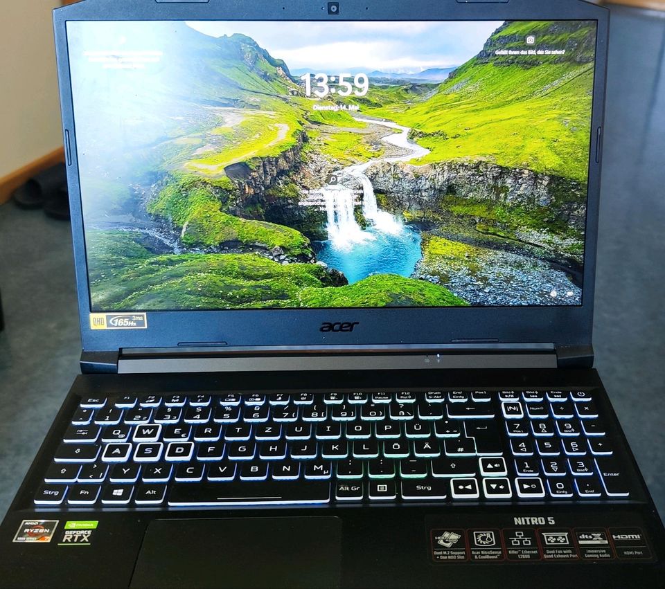 Acer Nitro 5 AMD Ryzen 7 / GeForce RTX 3070 Gaming Laptop in München