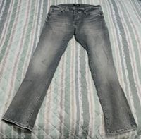 Herren Jeans Jack& Jones Gr 33/30 Slim Grau Berlin - Neukölln Vorschau