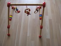 Bieco Spieltrapez | Spielbogen Baby Holz mit Figuren, gebraucht Hessen - Neu-Isenburg Vorschau