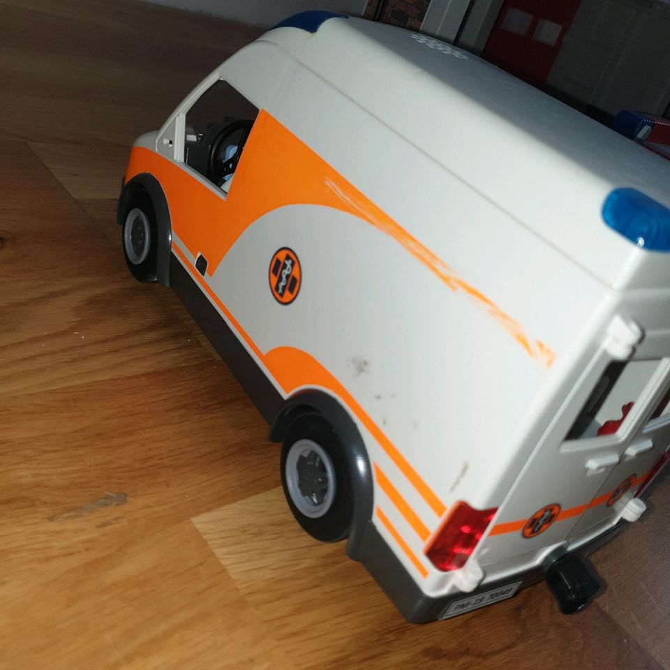 Playmobil Feuerwehr  set Rettungsdienst. in Duisburg