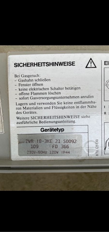 Junkers Heiztherme Kombitherme ZWR 18-3KE 21 S0092 in Neuwied