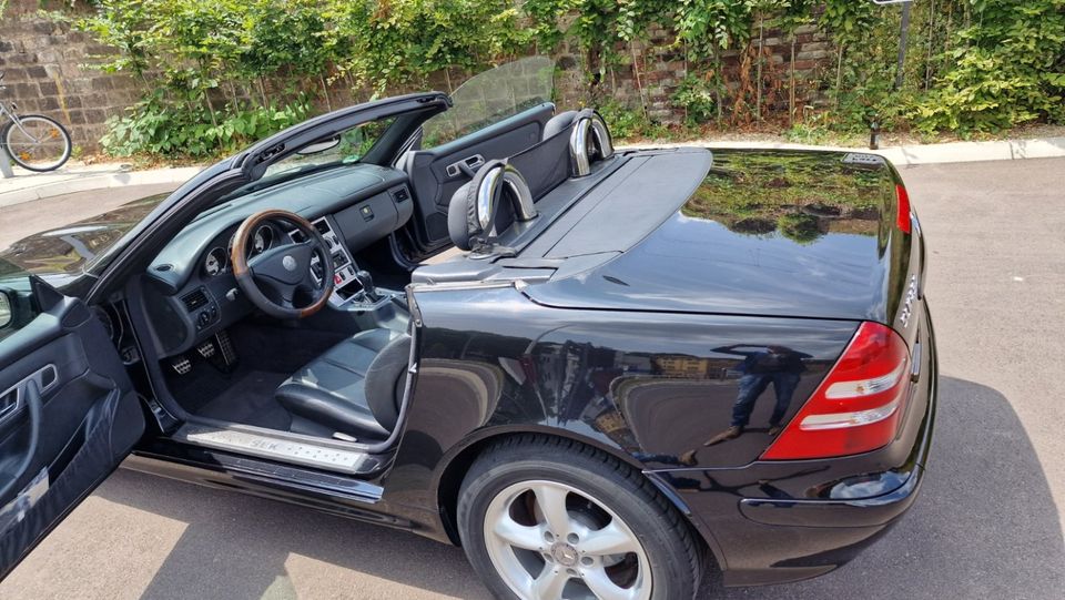 Mercedes-Benz SLK 230 - R170 - 3.Besitzer - Bj 08/2001 - 116000km in Nalbach