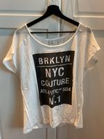 T-Shirt mit teilweise durchsichtigem Rücken Bayern - Kempten Vorschau