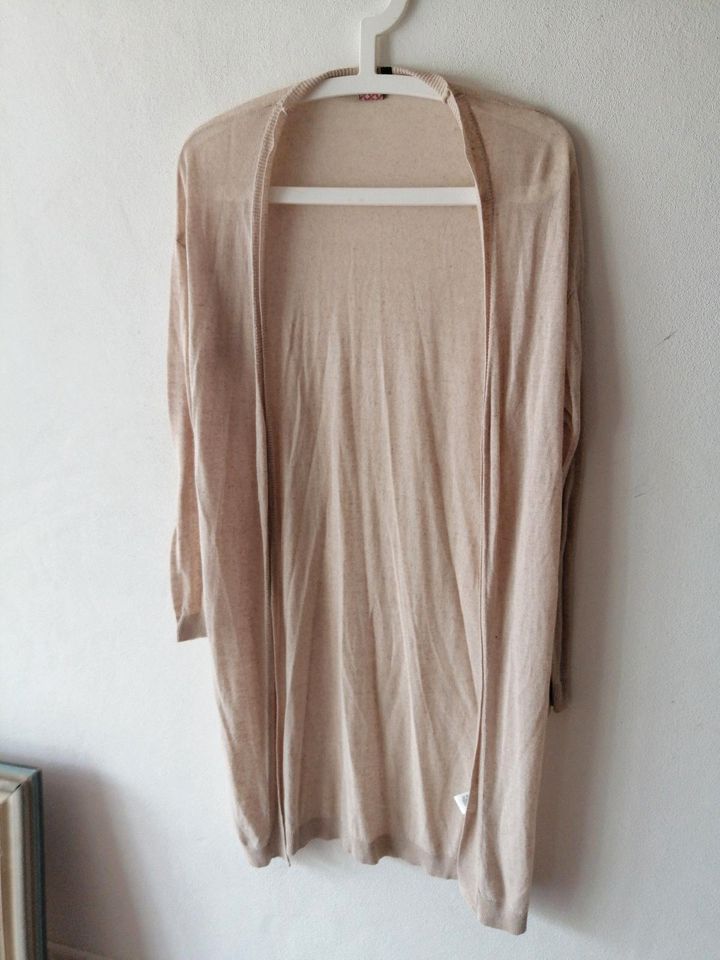 Longjacke qiero Größe 36 Topzustand beige in Ebringen