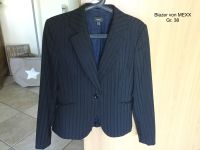 MEXX Blazer Jacke Jackett Hosenanzug Bekleidungspaket Gr. 38 Nordrhein-Westfalen - Geldern Vorschau