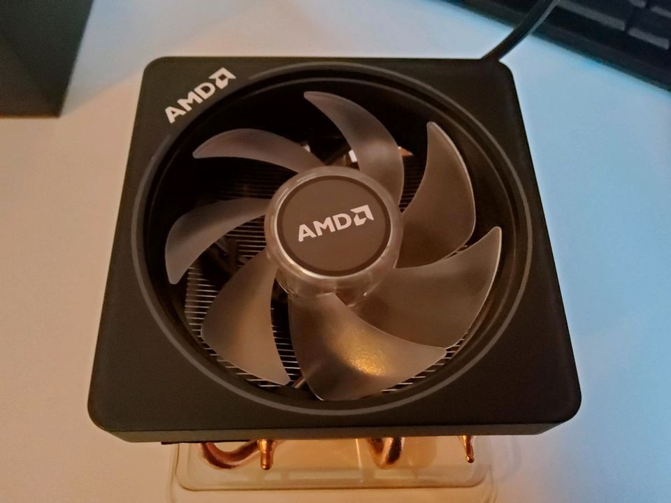 AMD Ryzen 7 3800X  mit AMD RGB Lüfter in Leipzig