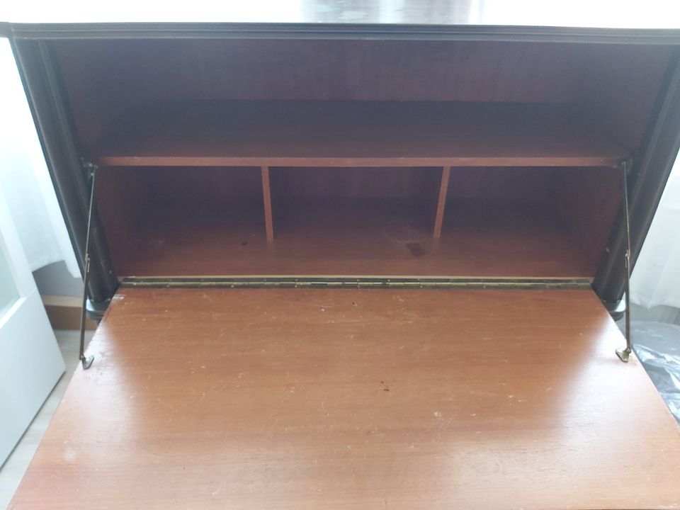 Wunderschöner Sekretär Schrank antik retro 1945 in Bovenden