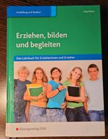 Erziehen, bilden und begleiten - Das Lehrbuch für Erzieherinnen Sachsen - Neustadt Vorschau