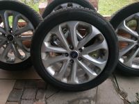 ORIGINAL FORD ALUFELGEN 17 ZOLL  MIT WINTERREIFEN 215/50 R17 Hessen - Wiesbaden Vorschau