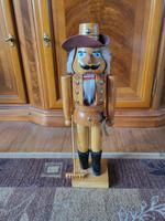 Nussknacker mit Schwert Erzgebirgische Volkskunst alt aus DDR Sachsen - Wilsdruff Vorschau