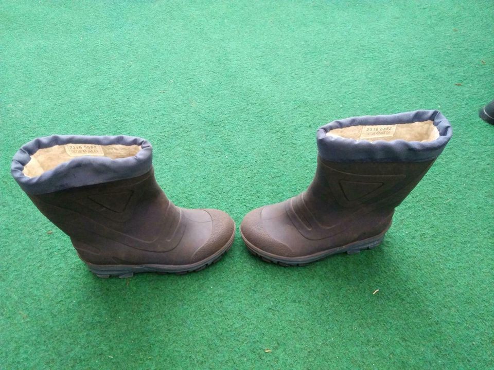 Jungen Gummistiefel Winter Gr. 26 in Ochsenfurt