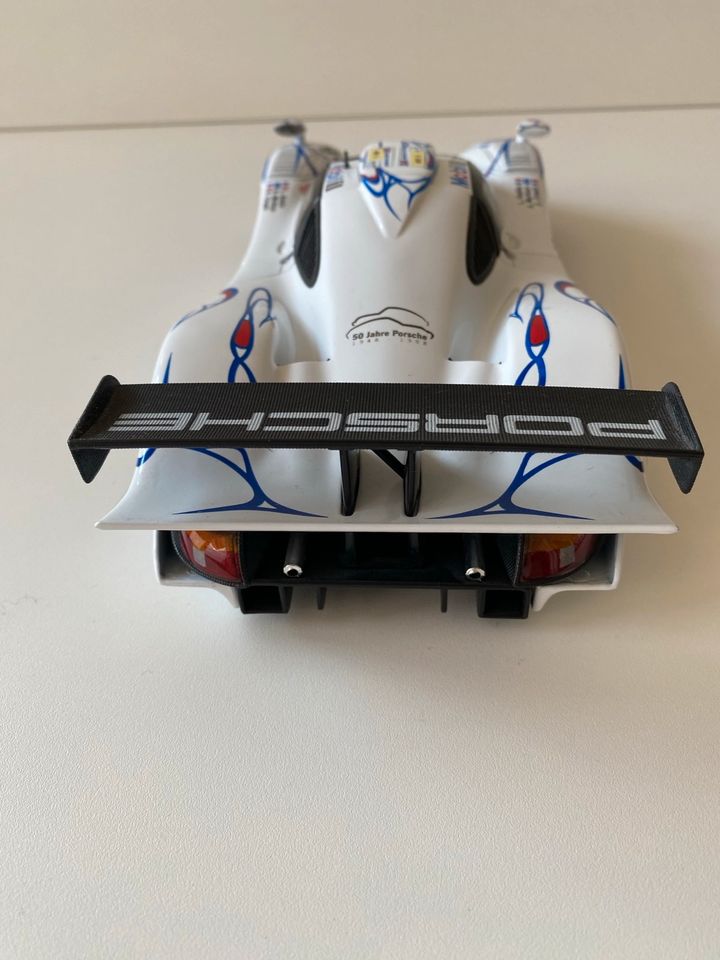 Modellauto Maisto Porsche 911 GT1 (1998) weiß 1:18 in Aschaffenburg