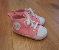 Krabbelschuhe Baby Schuhe Kinderwagenschuhe Hessen - Gudensberg Vorschau