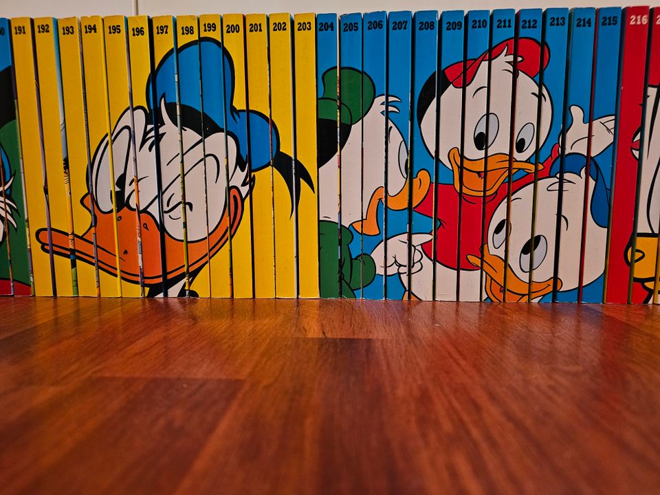 Walt Disney Taschenbuchsammlung Donald Duck & Dagobert Duck in Köln