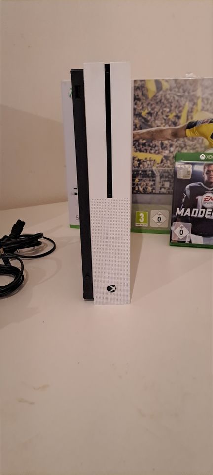 XBOX One Slim in Freyung