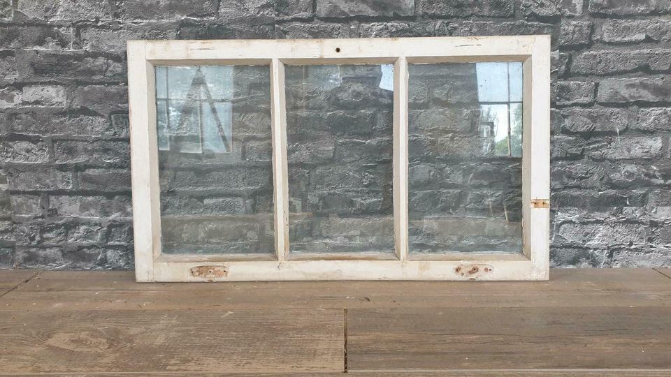 Altes Antikes Holzfenster Fenster Sprossenfenster 45 x 77 Deko in Senftenberg