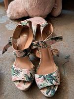 2 € HM Sommerschuhe / Sandalen / Sandaletten Rheinland-Pfalz - Mainz Vorschau