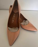 Marc Cain Schuhe Gr 37 beige Lackleder Heels Sandalen Pumps Niedersachsen - Neustadt am Rübenberge Vorschau