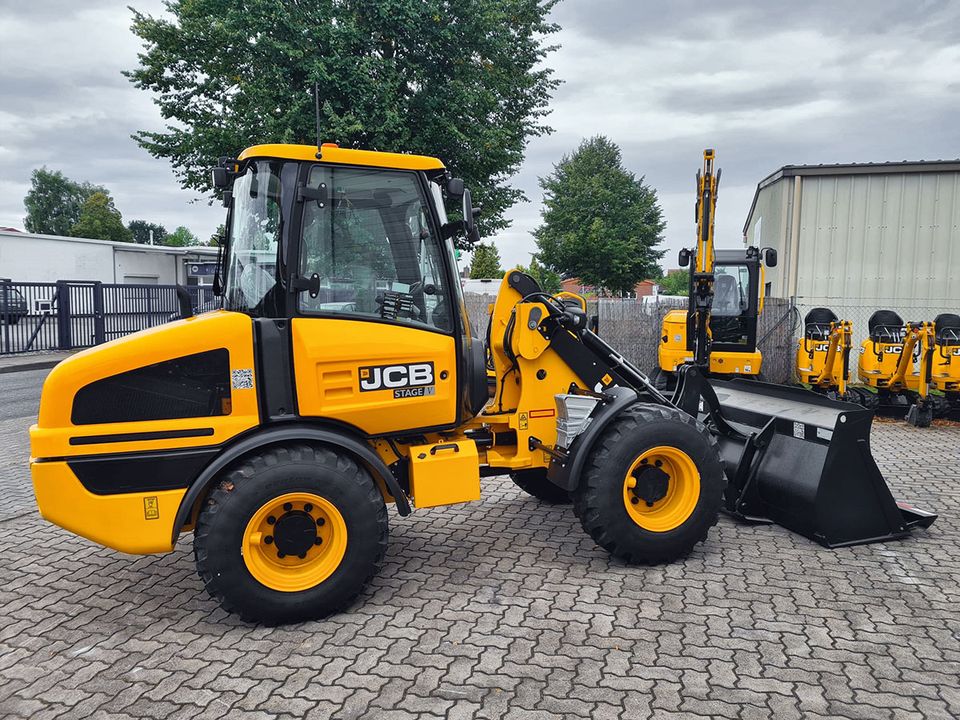 Radlader JCB 407 Stage V in Bad Schwartau