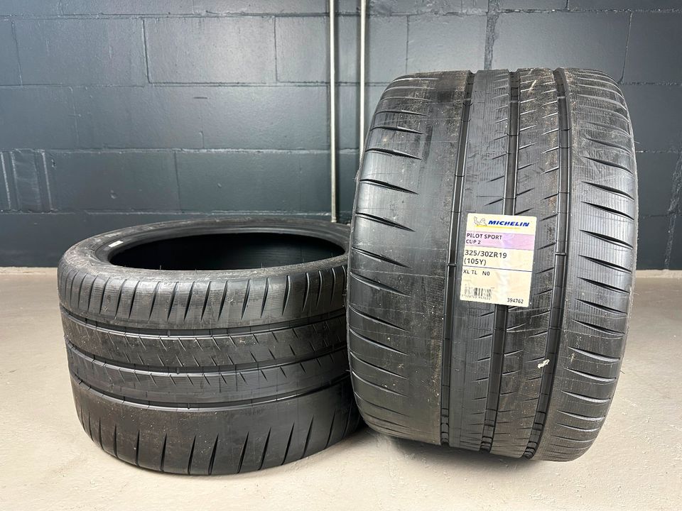 2x Michelin Pilot Sport Cup 2  325/30 ZR19 105Y SOMMER +ON STOCK+ in Rosbach (v d Höhe)