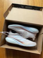 NEU und UNGETRAGEN: ADIDAS Supernova Größe 42 Bayern - Roth Vorschau