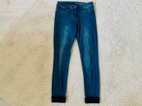H&M blue Jeans blau XS 28 32 Skinny Nordrhein-Westfalen - Barntrup Vorschau