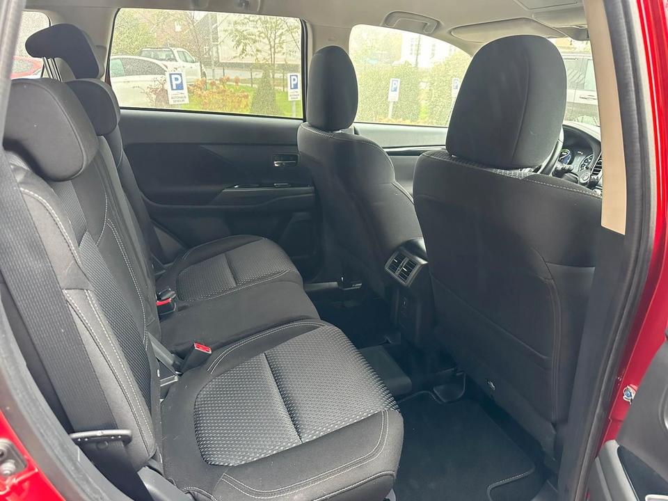 Mitsubishi Outlander PHEV Basis 4WD*CAM*SERVICE NEU*1.HAND in Menslage
