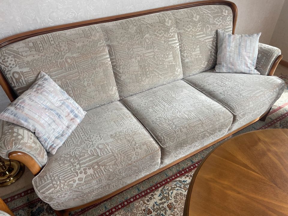 Biedermeier-Stil 3er Sofa mit 2 Sesseln und 1 Fernsehsessel in Ebstorf