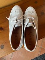 weisse Schnürschuhe, Gr. 39, Cypres, wenig getragen Nordrhein-Westfalen - Winterberg Vorschau