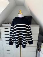 Zara Blogger Strickpullover Kapuze gestreift dunkelblau weiß L Nordrhein-Westfalen - Altena Vorschau