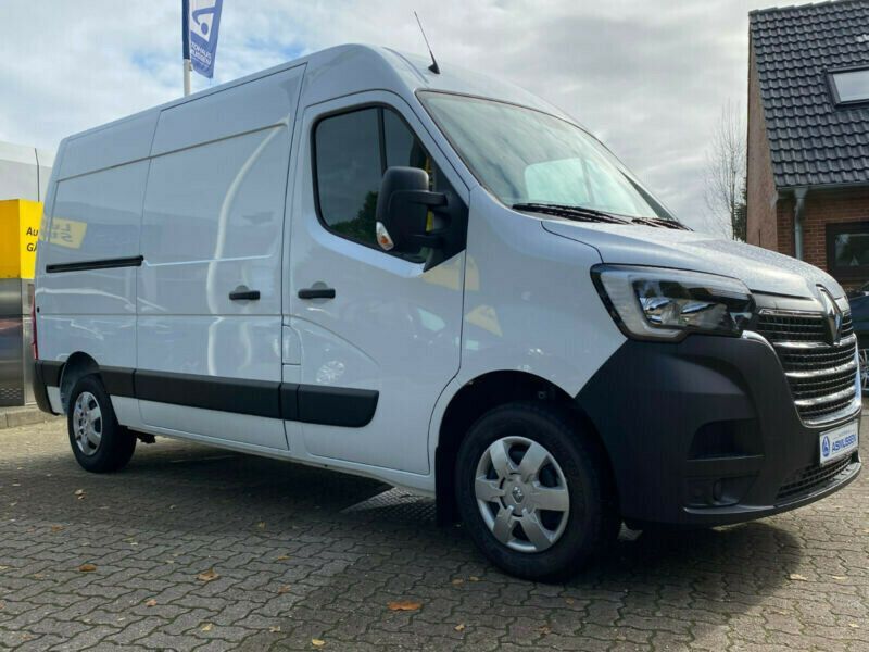 Renault Master L2H2 3,5t in Wester-Ohrstedt