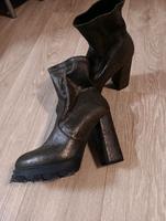 Schimmernde Stöckelschuhe dunkelgrün Sachsen-Anhalt - Halle Vorschau