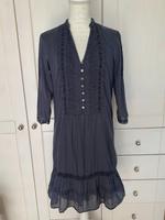 ESPRIT Kleid * Blusenkleid * Spitze * taubenblau * Gr. 36 Schleswig-Holstein - Großhansdorf Vorschau