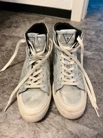 Guess Sneaker Weiß/Metallic 42,5 Niedersachsen - Ganderkesee Vorschau