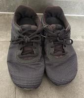 Sneaker Turnschuhe von Nike in Größe 40 Nordrhein-Westfalen - Alsdorf Vorschau