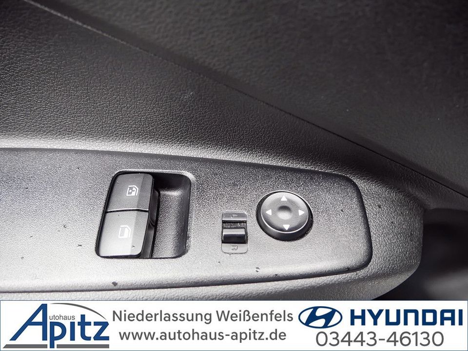 Hyundai i10 1.0 Connect & Go KLIMA PDC SHZ KAMERA NAVI in Weißenfels