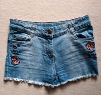 Jeans-Shorts / Hot pants Größe 158 Topzustand Bochum - Bochum-Ost Vorschau