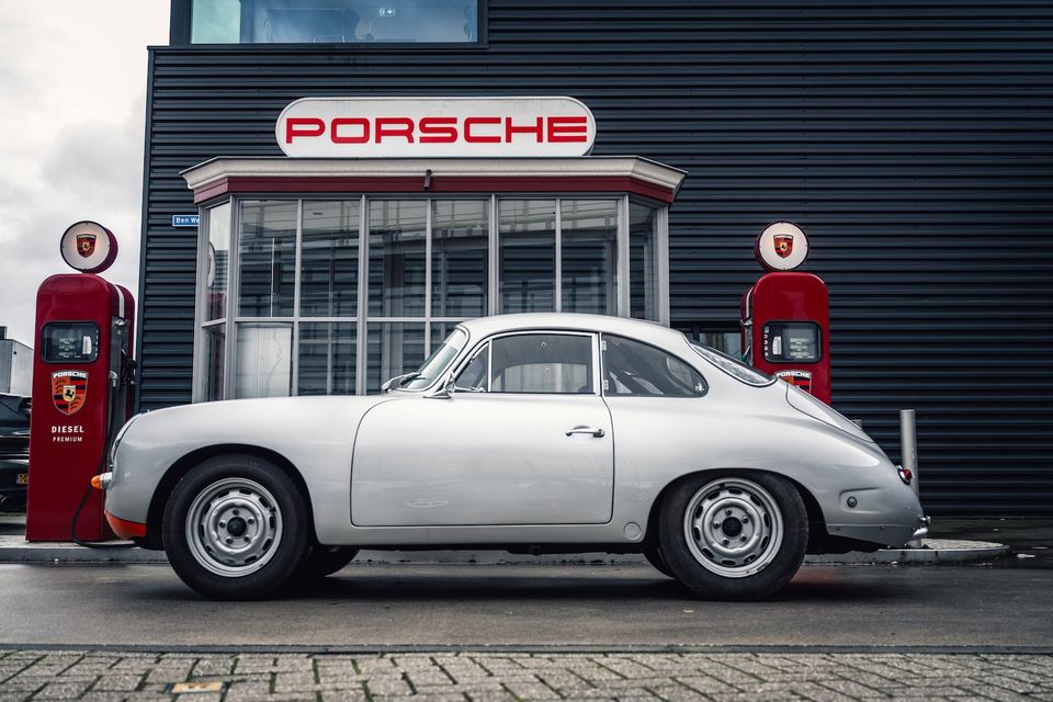 Porsche 356 C Rally Super 90 motor in Weeze