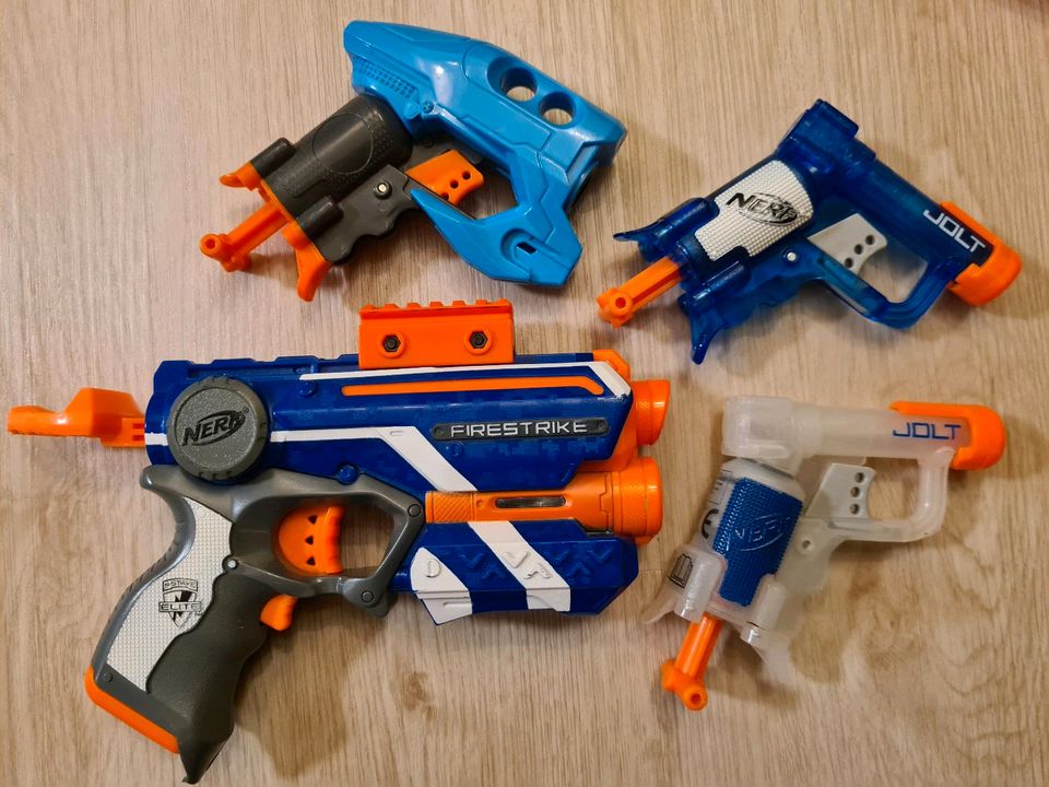 Nerf Blaster Set Sammlung in Bovenden